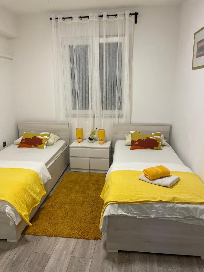 Apartment Grgo Biograd Na Moru Exterior foto